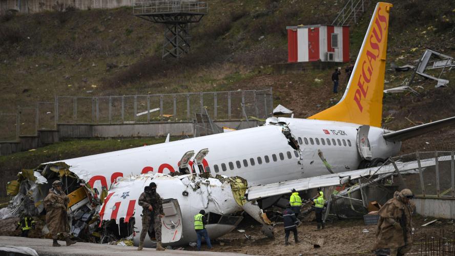 Les Crash D'avion Les Plus Spectaculaire Accident d’avion à Istanbul: comment expliquer la spectaculaire sortie