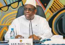 Coronavirus : « Au Sénégal, Macky Sall veut s’éviter une islamisation des contestations à venir »