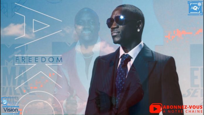 Portrait de Akon rappeur né avec le gêne de la musique hérité de son père le batteur jazz sénégalais Mor Dogo Thiam, très populaire dans les années 70.