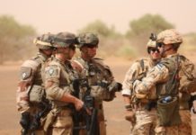 Mali : Deux soldats français tués dans l'explosion d'un engin