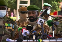 Mali : La junte militaire renonce à...