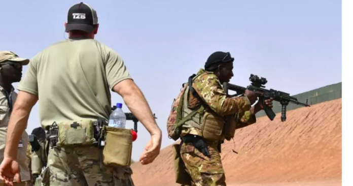 Mali : Les Etats-Unis suspendent leur aide militaire jusqu'à...