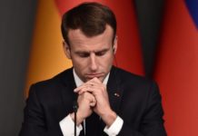 Boycott des produits français: Macron tente de calmer le jeu