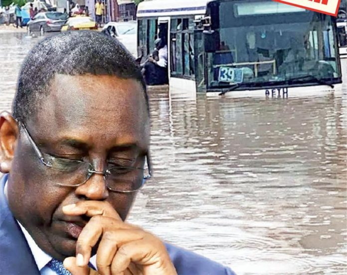 inondations: Un rapport de 344 pages remis au Président Macky Sall