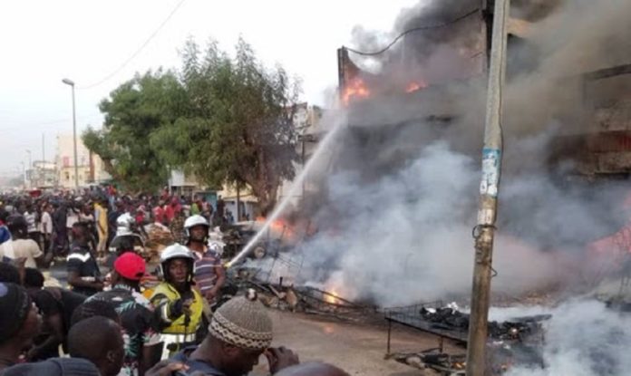 Un incendie ravage le marché Ocass de Touba