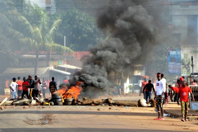 Guinée : Cinq figures majeures de l’opposition écrouées