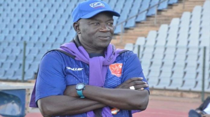 Horoya AC : La CAF accorde une approbation exceptionnelle à l'entraîneur sénégalais