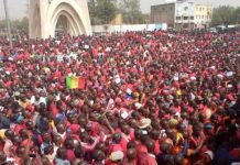 Mali: La population marche pour demander le départ de l’armée française, ce mercredi