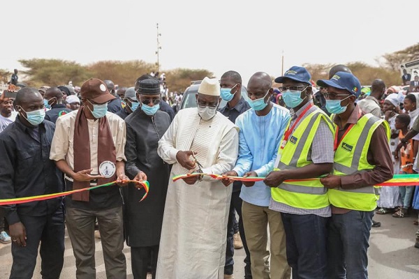 Réhabilitation de la RN2 Ndioum-Ourossogui –Bakel : Le président Macky Sall a procédé au lancement travaux