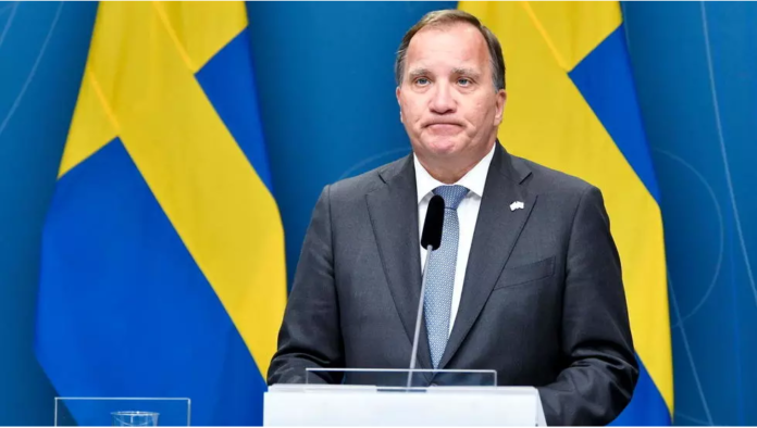 Suède: le Premier ministre renversé au Parlement, une première