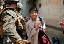 Afghanistan: à l'aéroport de Kaboul, le «miracle» ou le «vrai cauchemar»