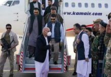Le président afghan se déplace à Mazar-i-Sharif, assiégée par les Taliban