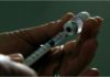 Covid-19: Emmanuel Macron confirme une 3e dose de vaccin «pour les plus âgés et les plus fragiles»