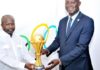 Foot – Sénégal: Me Augustin Senghor présente le trophée de la Can au CNOSS
