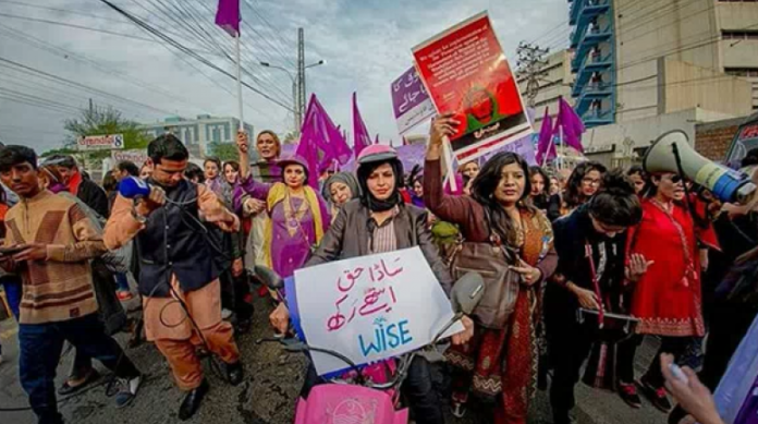 Les Pakistanaises au rendez-vous pour la marche des femmes malgré les menaces