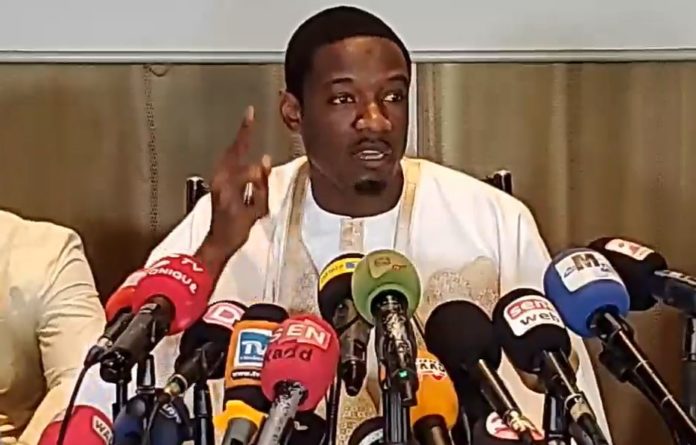 Législatives 2022 : Pape Djibril Fall annonce sa candidature et sollicite le parrainage des Sénégalais