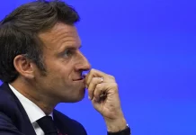 Emmanuel Macron à l'épreuve de la majorité relative