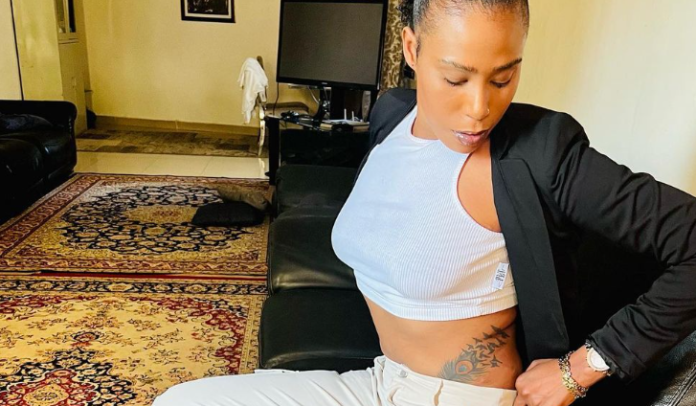 L’actrice Korka expose son tatouage osé sur Instagram