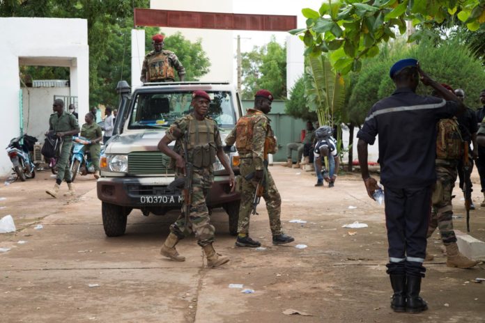 Mali : Des tirs au camp militaire de Kati (fief de la junte)