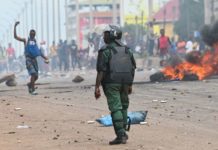 Organisations et diplomates appellent d'urgence à un dialogue inclusif en Guinée