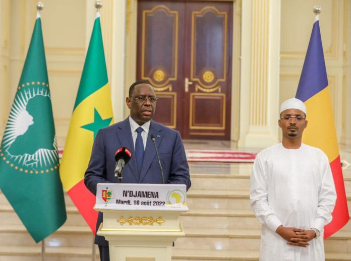 Visite au Tchad : Macky Sall soutient Mahammat Idriss Deby pour la réussite de la transition