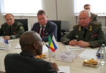 Le ministre des Forces armées du Mali a rencontré le vice-ministre russe de la Défense
