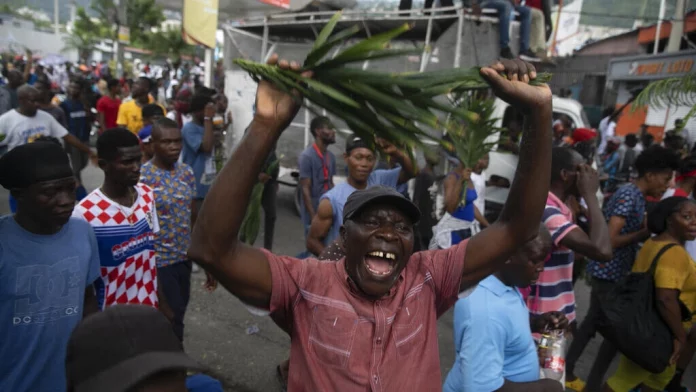 Haïti: les manifestants contre la cherté de la vie réclament le départ du Premier ministre