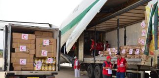 Inondations à Dakar : L’Algérie envoie 3 avions avec 80 tonnes d’aide humanitaire au Sénégal