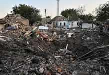 Ukraine: le bilan de la frappe russe sur une gare grimpe à 25 morts