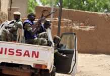 Attaques au Burkina : au moins neuf morts dont sept civils
