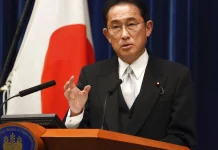 Japon: le Premier ministre Fumio Kishida fragilisé par ses liens avec la secte Moon