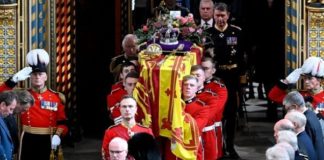 Etreint par l'émotion, le Royaume-Uni a dit adieu à Elizabeth II