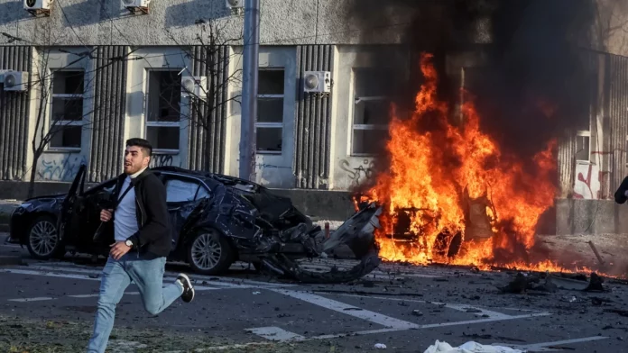Ukraine: Kiev et plusieurs régions visées par des frappes russes