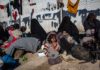 La France rapatrie 15 femmes et 40 enfants détenus en Syrie