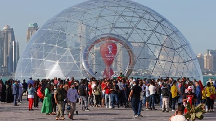 A 19 jours de la Coupe du monde, le Qatar fait face à des milliers de plaintes non-paiement des salaires