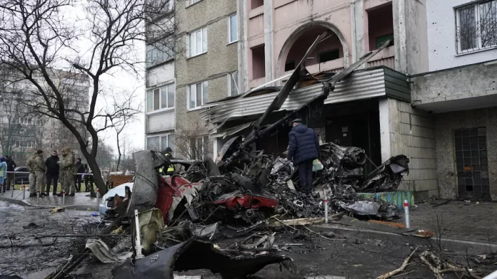 Ukraine: crash d'un hélicoptère près de Kiev, au moins 14 morts dont le ministre de l'Intérieur