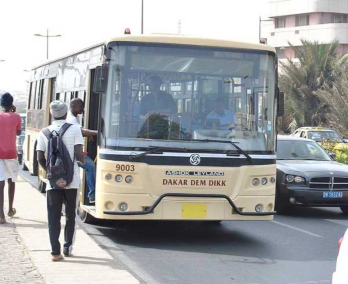 Dakar Dem Dikk reprend ses rotations dans la banlieue