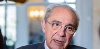Décès de l'ancien ministre et député Bernard Debré à l'âge de 75 ans