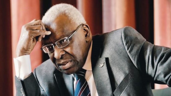 Le collectif de soutien à Lamine Diack parle de «condamnation criminelle»