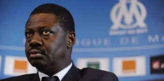 OM : Le stade Vélodrome rend hommage à Pape Diouf et à Hidalgo