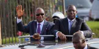 Alpha Condé ferme la frontière de la Guinée avec le Sénégal