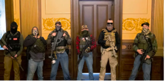 États-Unis: 13 personnes qui projetaient d'enlever une gouverneure inculpées
