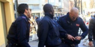 Espagne : 11 Sénégalais arrêtés pour avoir dépensé 97 millions de F Cfa avec des cartes bancaires volées