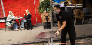 Covid-19 : couvre-feu en Belgique, nouveau tour de vis en Italie et en Suisse