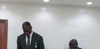 Officiel: Gorgui Sy Dieng a reçu sa médaille de chevalier de l’ordre national du lion, Regardez!