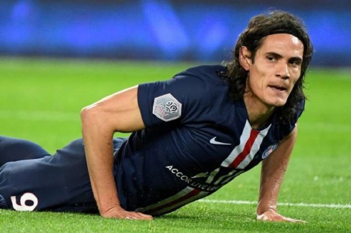 Manchester United : Cavani à l'entraînement à deux jours du match contre le PSG