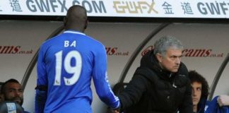Foot: Demba Ba avoue avoir été en colère contre José Mourinho lors du PSG-Chelsea de 2014