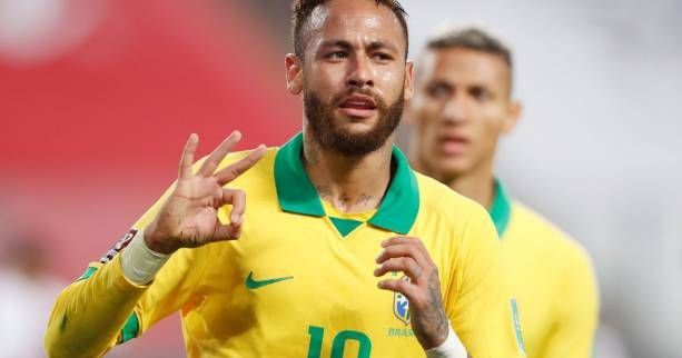 Brésil: Neymar inscrit un triplé face au Pérou et dépasse Ronaldo (vidéo)