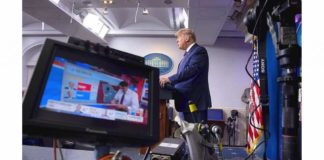 Des télévisions américaines coupent l'allocution en direct de Donald Trump