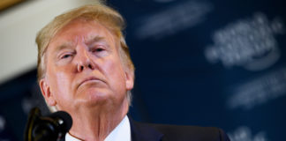 Présidentielle : Donald Trump engage la bataille judiciaire dans trois États